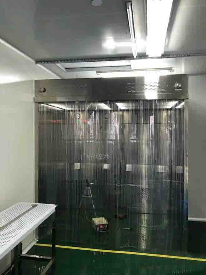 負壓稱量罩結構圖由初效、中效、高效、風機等部件組成